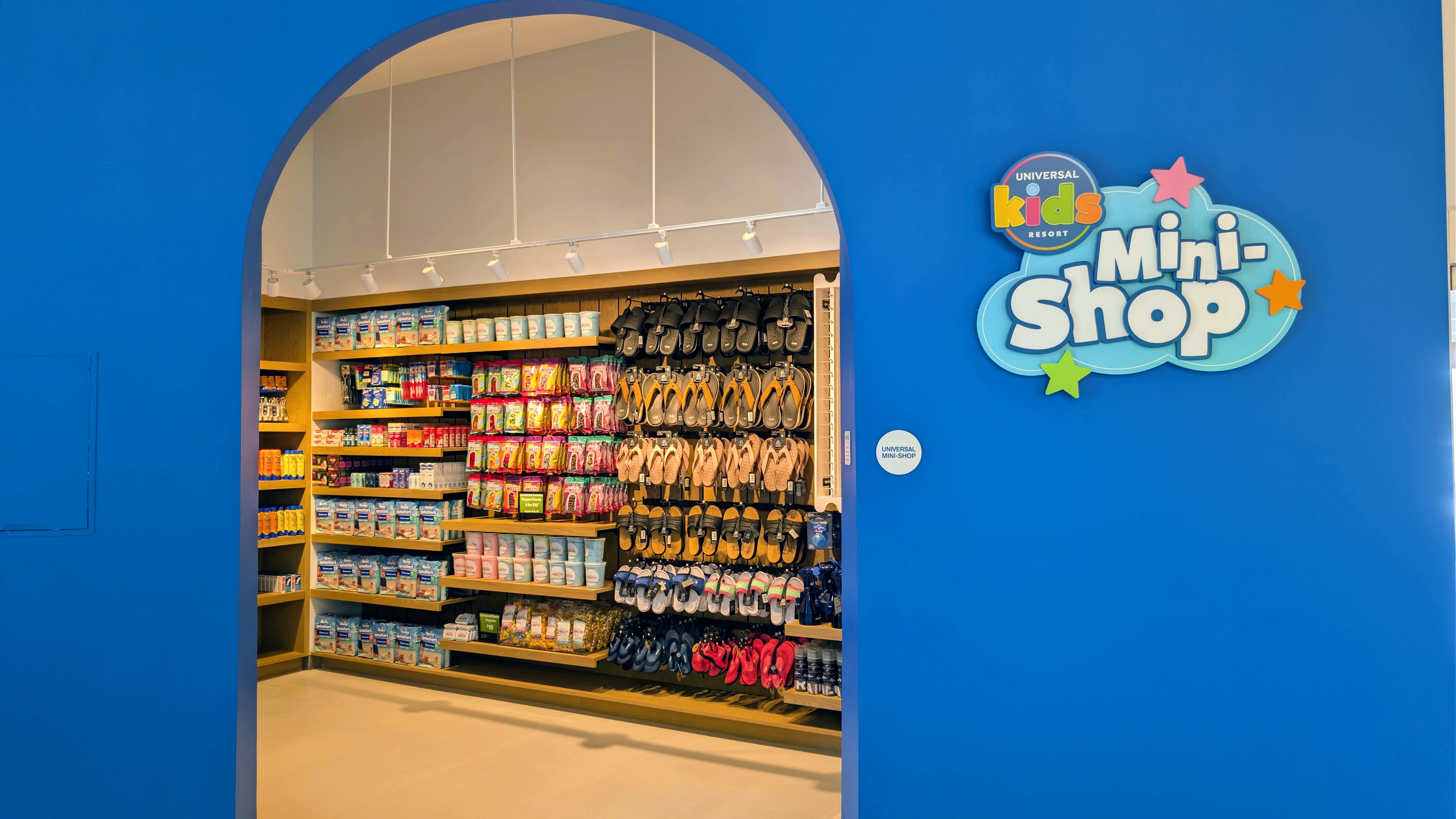 Universal Kids Resort hotel mini shop