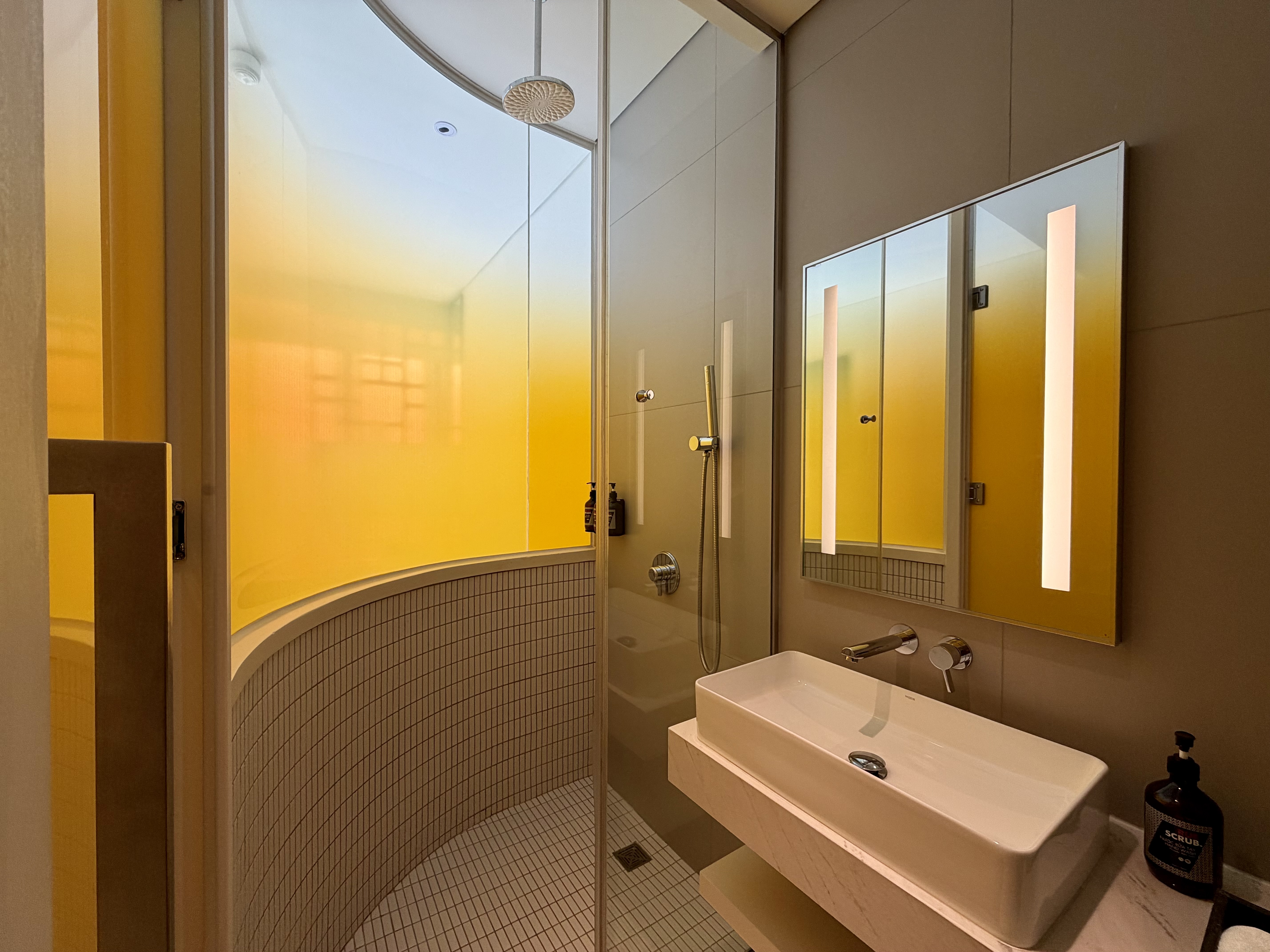Wink Danang Riverside room bathroom wide angle